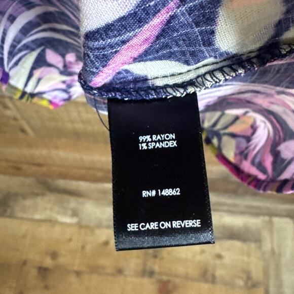 Torrid Rayon Slub Tiered Button-Front Top Blue Floral Leaf SZ 5 5X - Picture 6 of 10